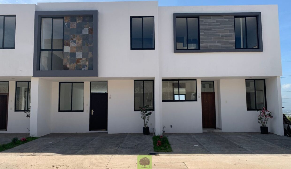 Casas zimaltá dentro de coto - 1